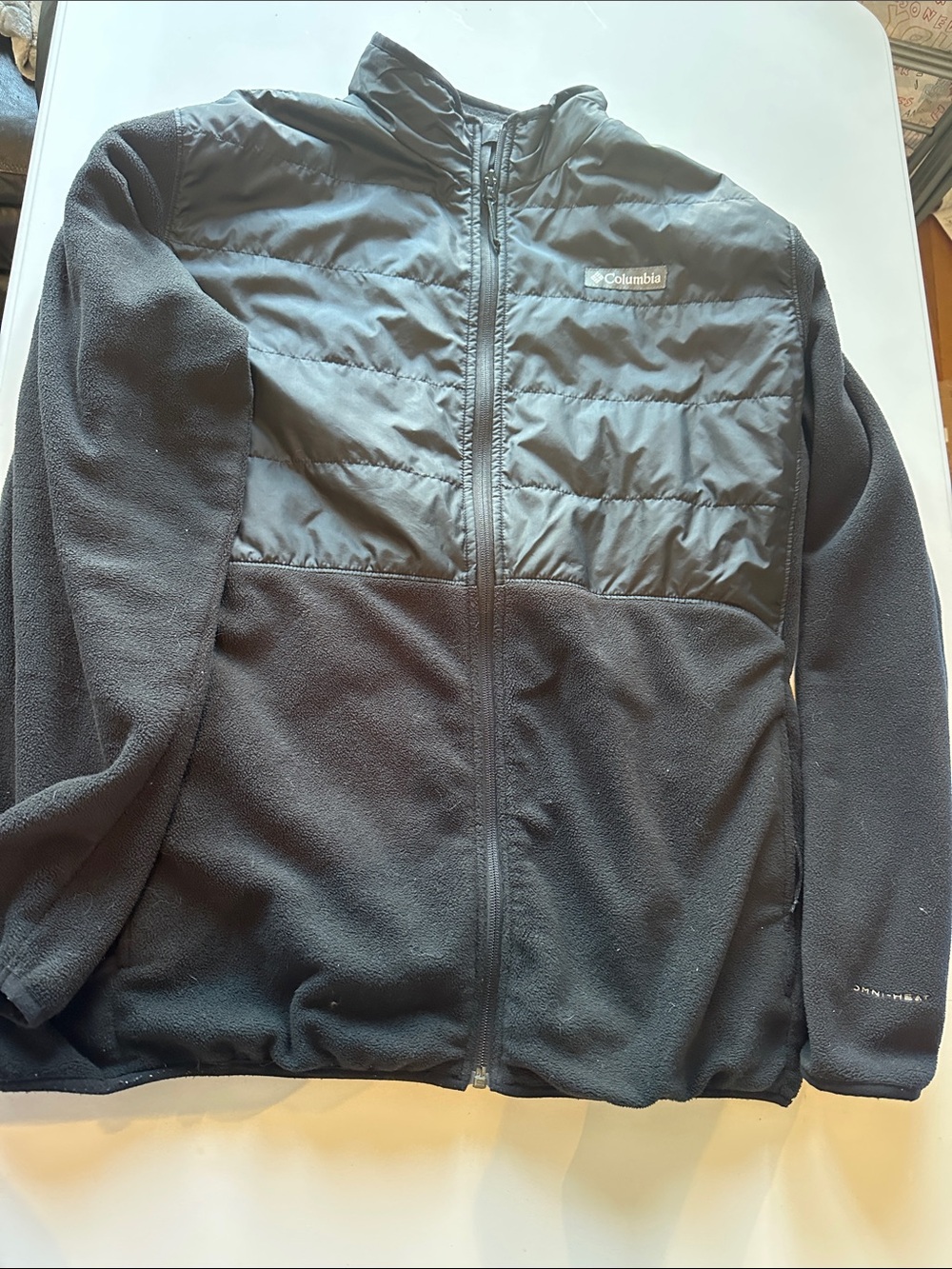 C1- Columbia Men’s Black Hybrid Fleece Performance Jacket